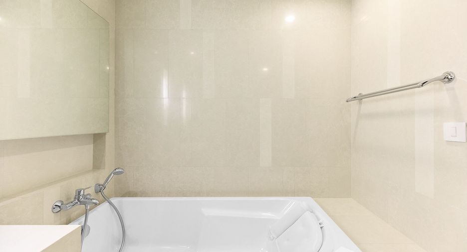 Wohnung zum Kauf mit 2 Zimmer in Watthana, Bangkok