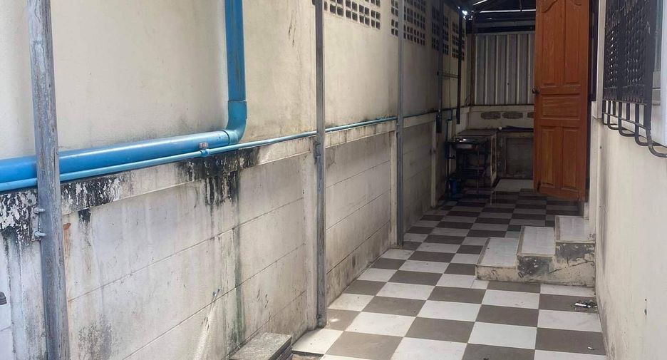 For sale 3 bedrooms house in Mueang Udon Thani, Udon Thani