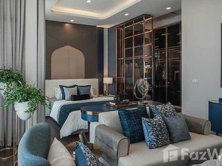 For sale 5 bedrooms house in Saphan Sung, Bangkok