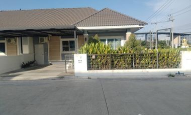 Reihenhaus zum Kauf mit 2 Zimmer in Phanat Nikhom, Chonburi