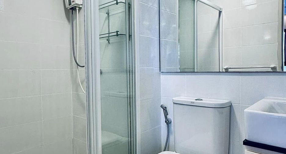 For sale 1 bed condo in Bang Na, Bangkok