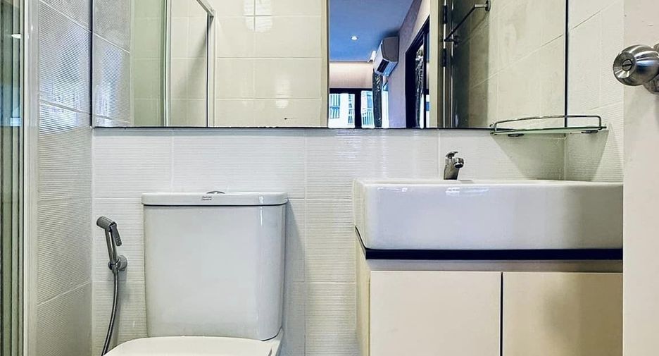 For sale 1 bed condo in Bang Na, Bangkok