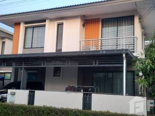 For sale 3 bedrooms house in Ban Pho, Chachoengsao