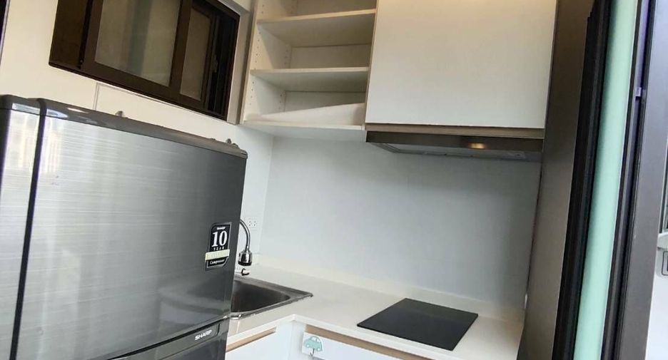 Продажа 1 кровать кондо в Кхлонг Тоеи, Бангкок