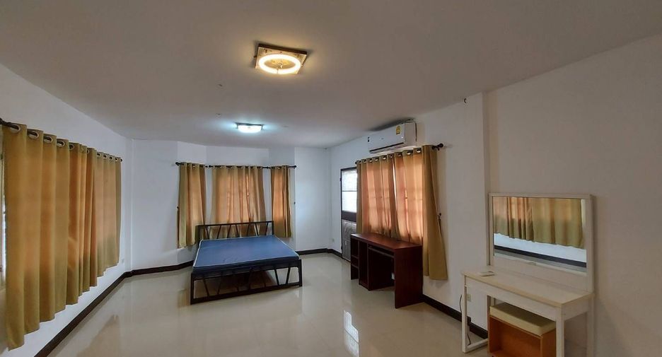 For rent 7 bedrooms house in Mueang Pathum Thani, Pathum Thani