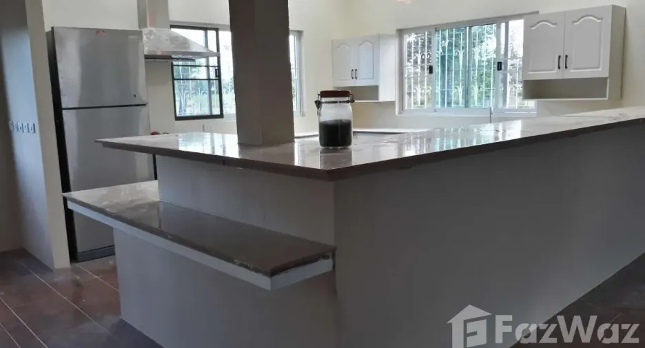 出售 4 卧室 独立屋 在 Wanon Niwat, Sakon Nakhon