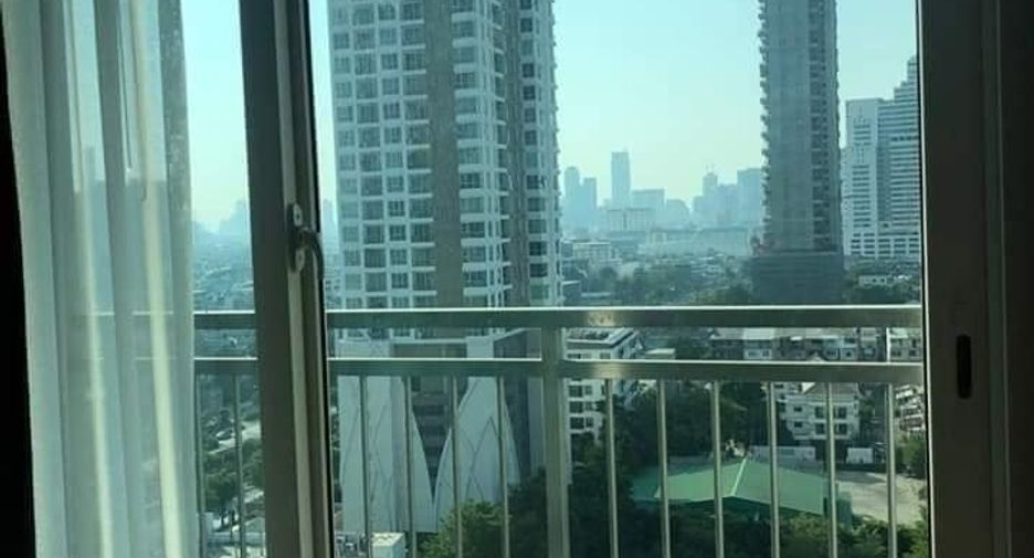 À vendre 1 chambre condo à Yan Nawa, Bangkok
