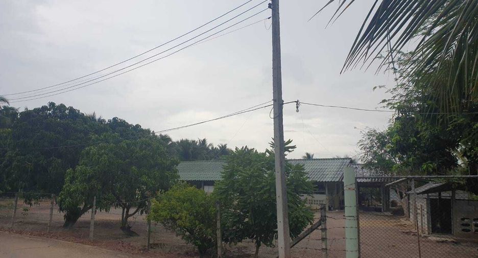 For sale land in Damnoen Saduak, Ratchaburi