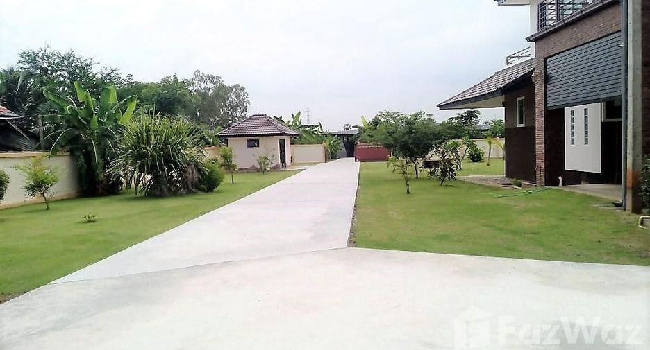 For sale 3 bedrooms villa in Mueang Buriram, Buriram