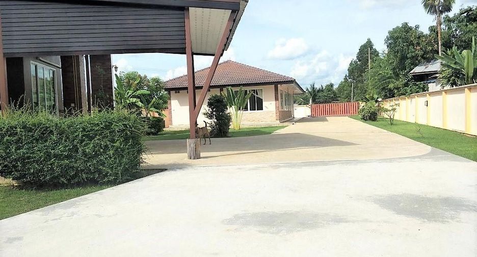 For sale 3 bedrooms villa in Mueang Buriram, Buriram