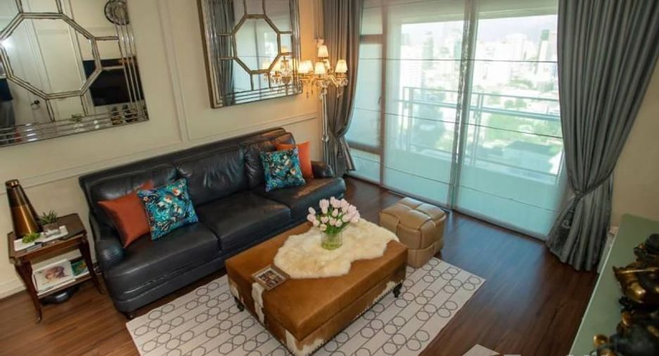 For sale 2 bedrooms condo in Khlong Toei, Bangkok