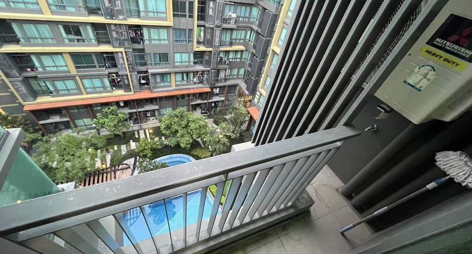 For sale 1 bed condo in Phaya Thai, Bangkok