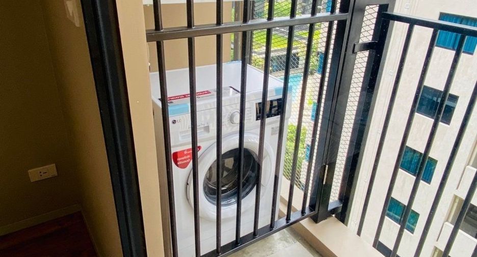 For sale 1 Beds condo in Sathon, Bangkok