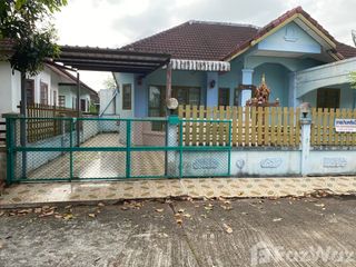 For sale 3 bedrooms house in Mueang Surat Thani, Surat Thani