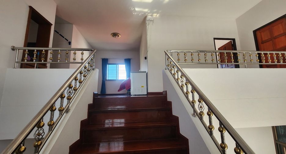 À vendre 6 chambres maison à Mueang Khon Kaen, Khon Kaen