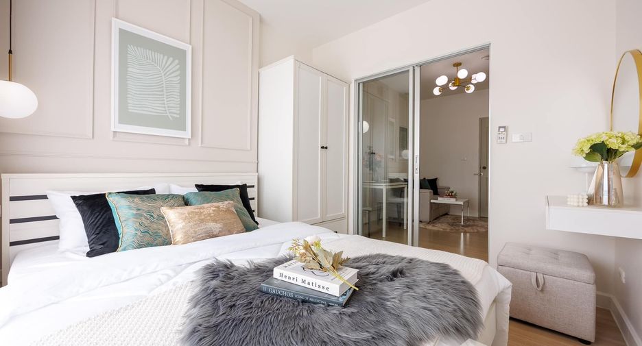 For sale 1 bed condo in Mueang Samut Prakan, Samut Prakan
