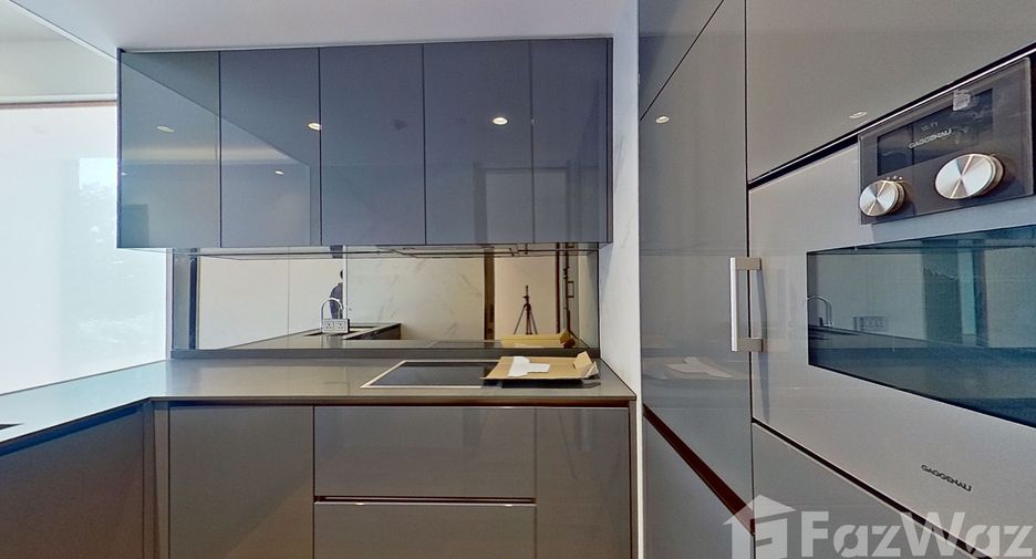 Condo en venta de 2 habitaciones en Khlong Toei, Bangkok