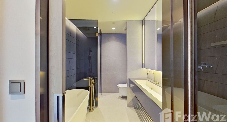 Condo en venta de 2 habitaciones en Khlong Toei, Bangkok