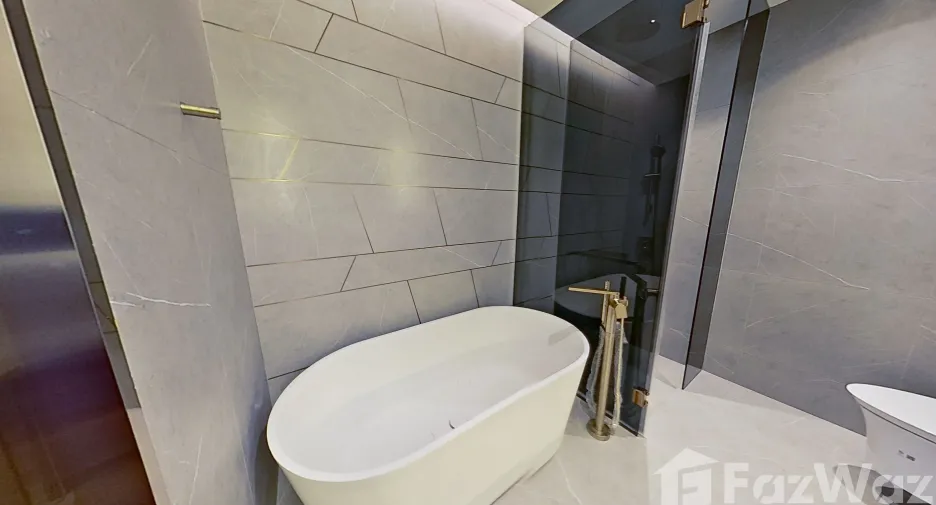 Condo en venta de 2 habitaciones en Khlong Toei, Bangkok