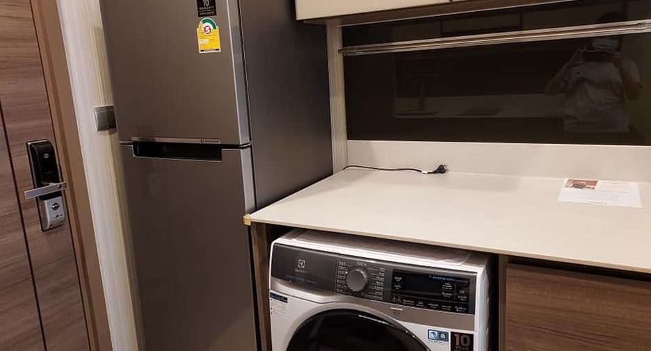 For sale 1 bed condo in Phaya Thai, Bangkok