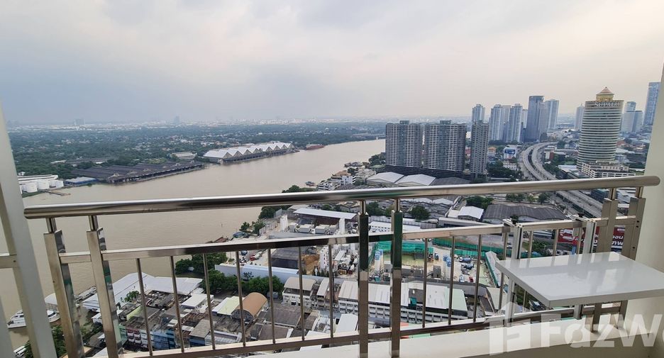 For sale studio condo in Yan Nawa, Bangkok