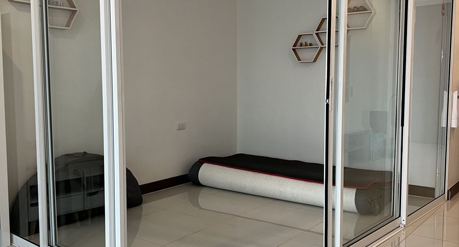For sale studio condo in Yan Nawa, Bangkok
