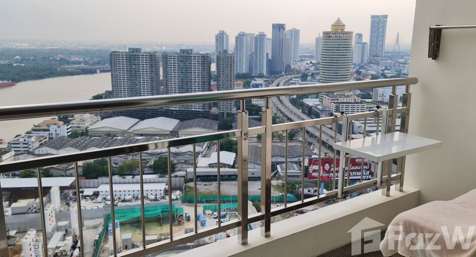 For sale studio condo in Yan Nawa, Bangkok