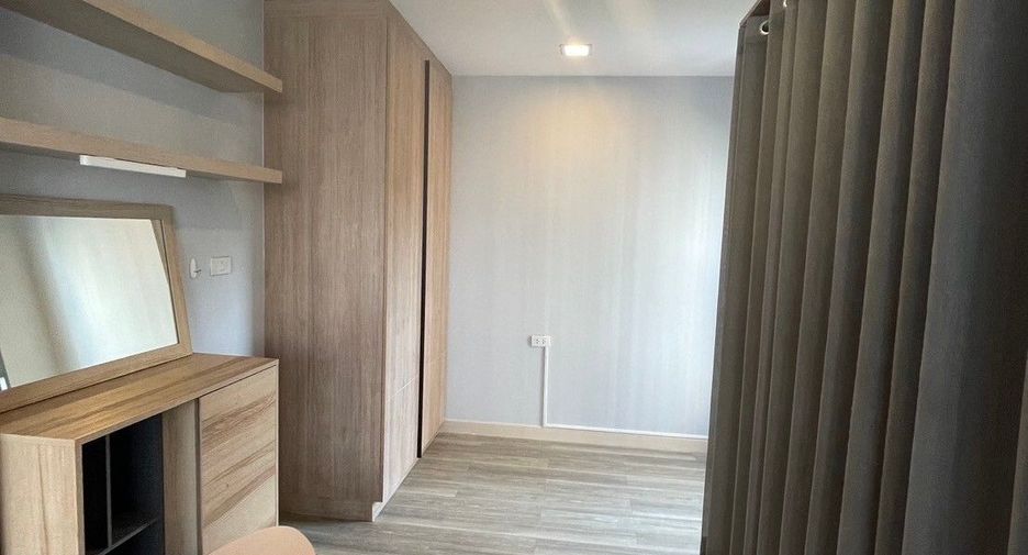 For sale 1 bed condo in Phra Khanong, Bangkok