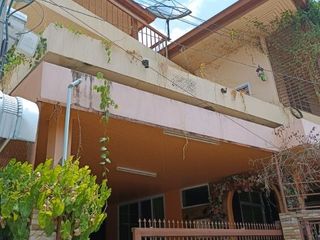 For sale 4 bedrooms house in Mueang Ubon Ratchathani, Ubon Ratchathani