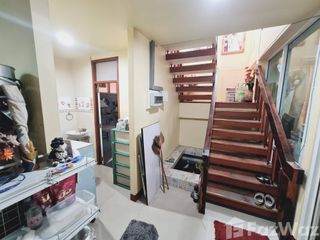 For sale 4 bedrooms house in Mueang Ubon Ratchathani, Ubon Ratchathani