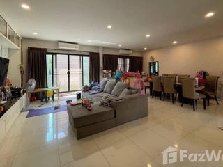 À vendre 5 chambres maison à Bang Phli, Samut Prakan