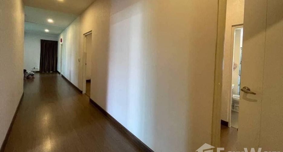 À vendre 5 chambres maison à Bang Phli, Samut Prakan