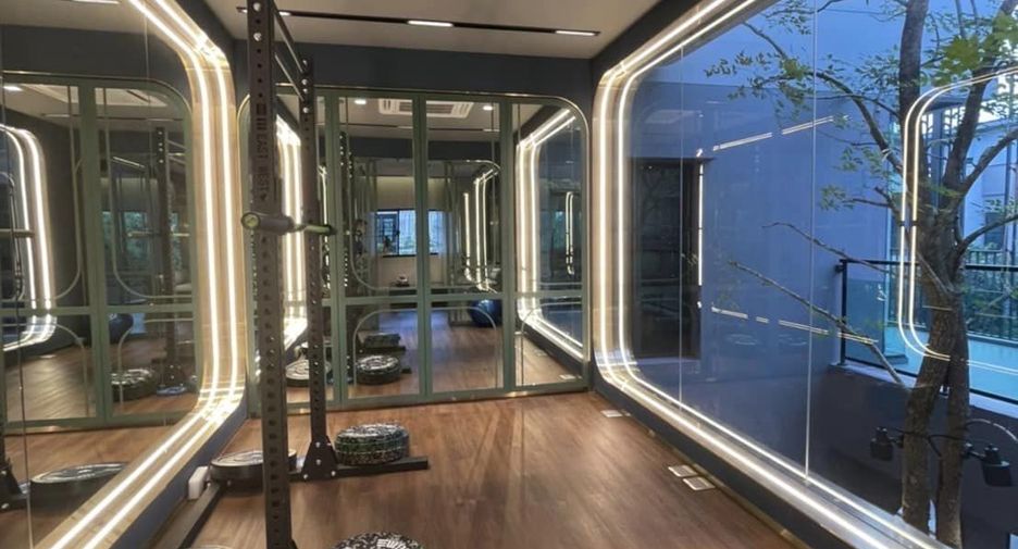 Casa en venta de 5 habitaciones en Saphan Sung, Bangkok