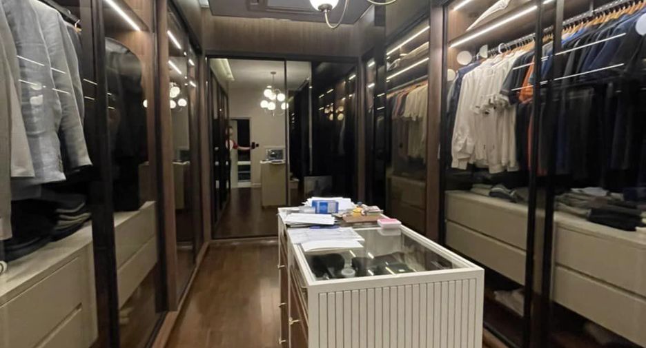 Casa en venta de 5 habitaciones en Saphan Sung, Bangkok