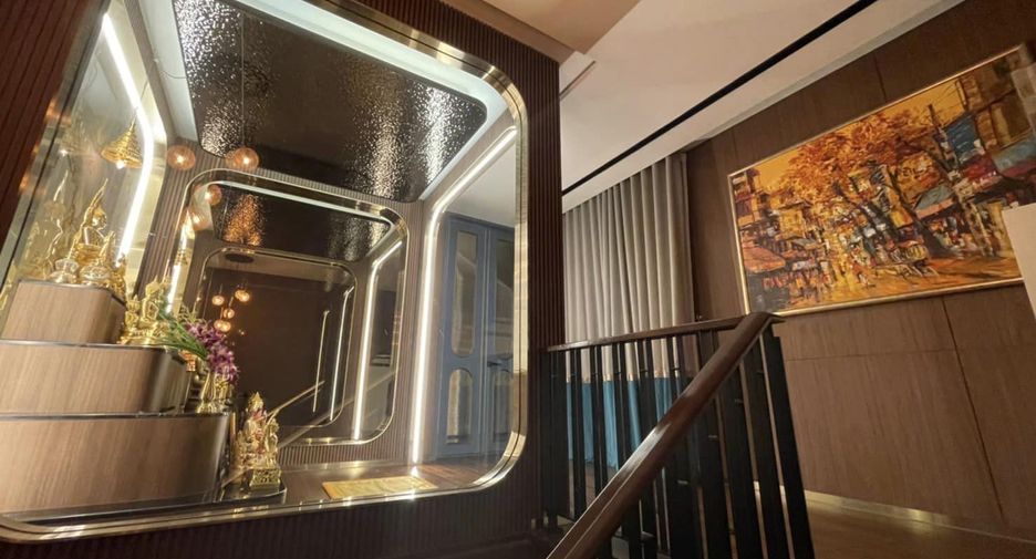 Casa en venta de 5 habitaciones en Saphan Sung, Bangkok