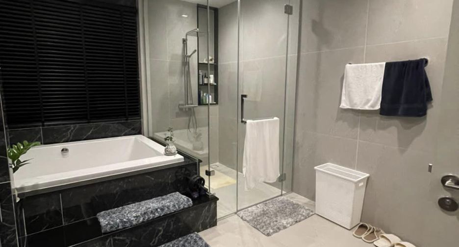 Casa en venta de 5 habitaciones en Saphan Sung, Bangkok