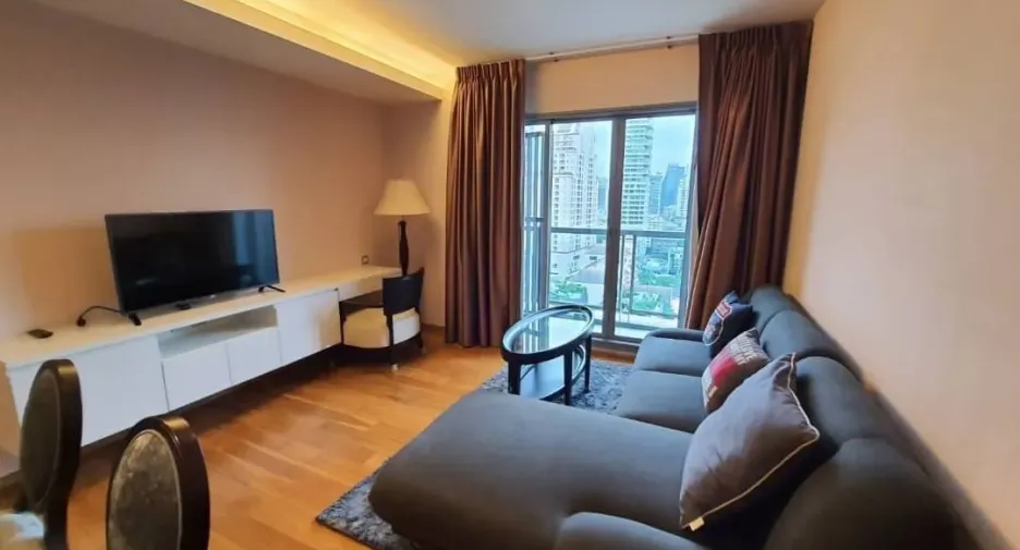 For sale 3 bedrooms condo in Watthana, Bangkok