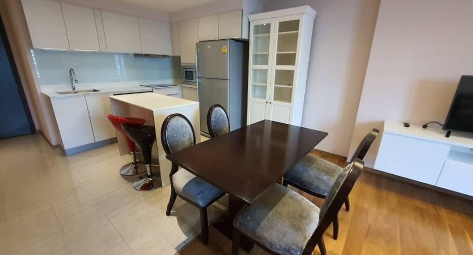 For sale 3 bedrooms condo in Watthana, Bangkok