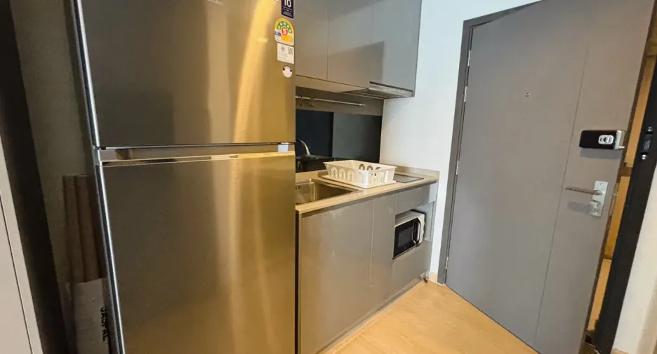 For sale and for rent studio condo in Phra Khanong, Bangkok
