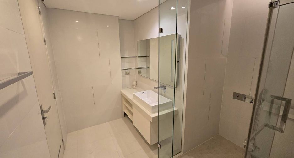 À vendre 1 chambre condo à Sathon, Bangkok