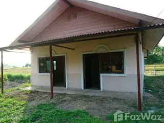 À vendre et à louer 4 chambres maison à Mueang Chiang Rai, Chiang Rai