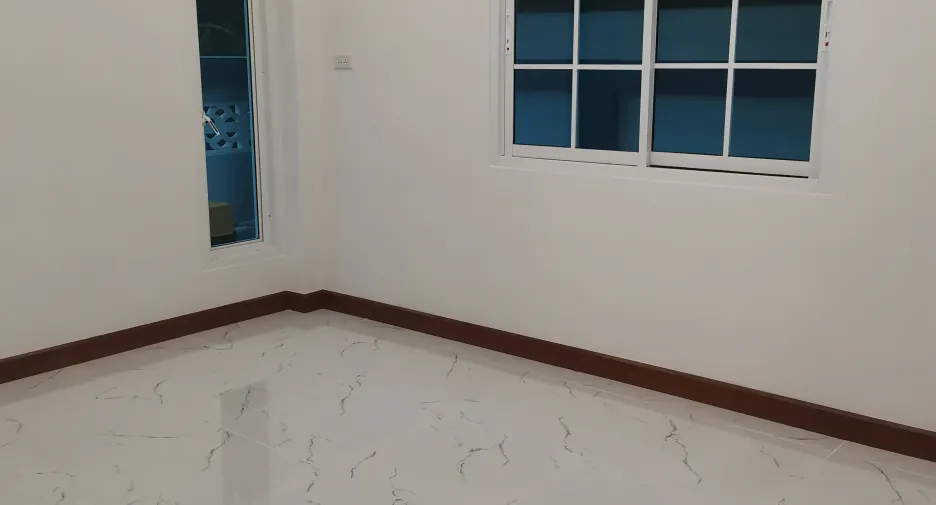 For sale 3 bedrooms house in Mueang Lop Buri, Lopburi