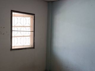 Casa adosada en alquiler de 4 habitaciones en Khlong Luang, Pathum Thani