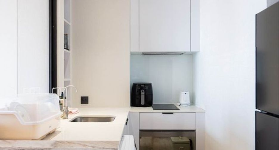 For sale 1 bed condo in Watthana, Bangkok