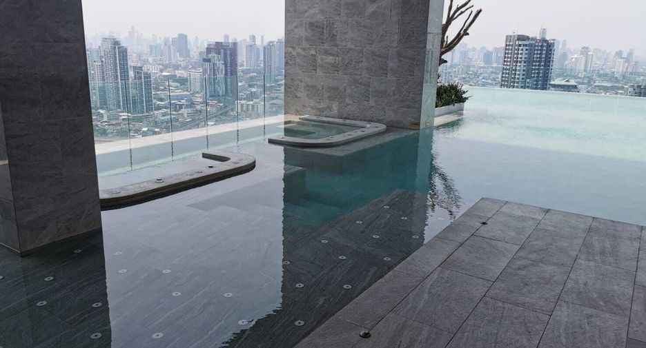 For sale studio condo in Watthana, Bangkok