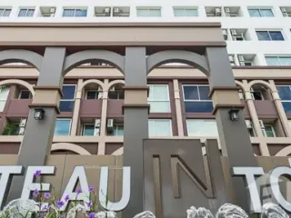 À vendre 1 chambre condo à Bang Phlat, Bangkok