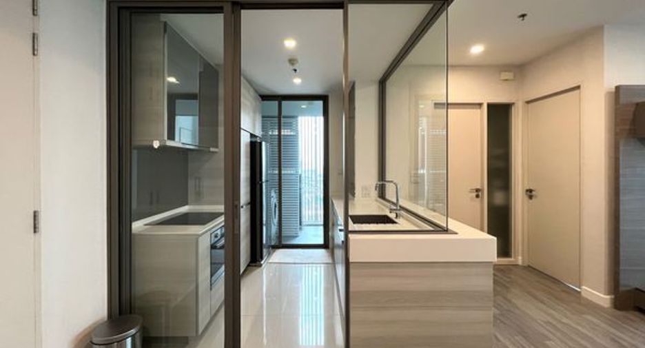 For sale 2 bedrooms condo in Khlong San, Bangkok