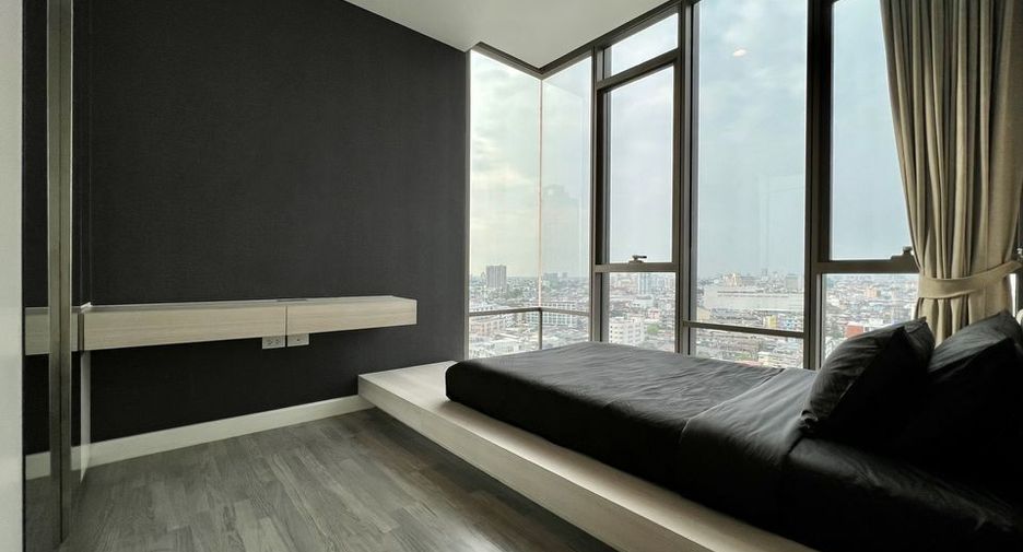 For sale 2 bedrooms condo in Khlong San, Bangkok