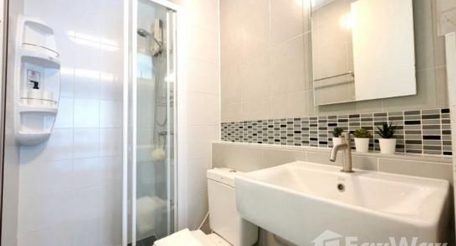 For sale 1 bed condo in Phasi Charoen, Bangkok