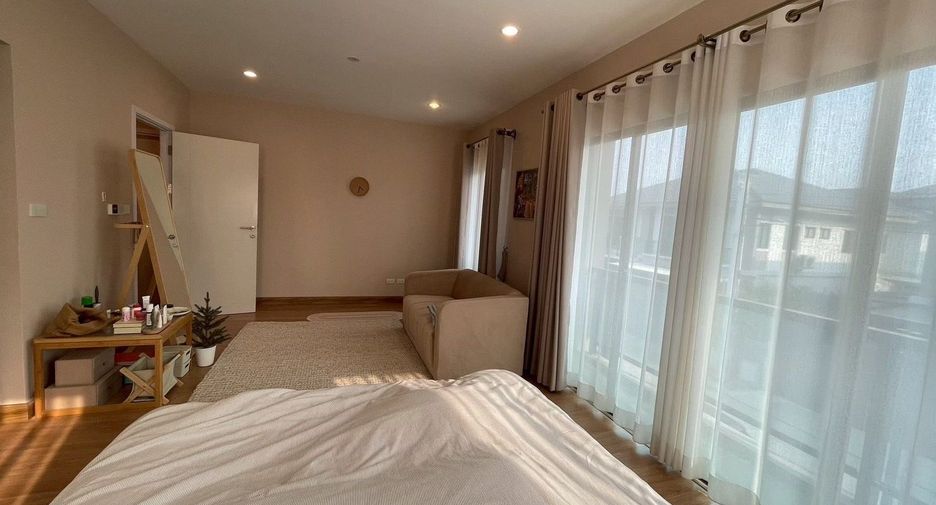 For sale 3 bedrooms house in Prawet, Bangkok